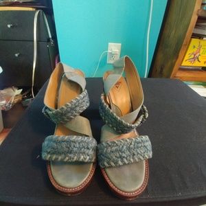 John Fluevog Hopscotch Tuggawar Sandals - size 8